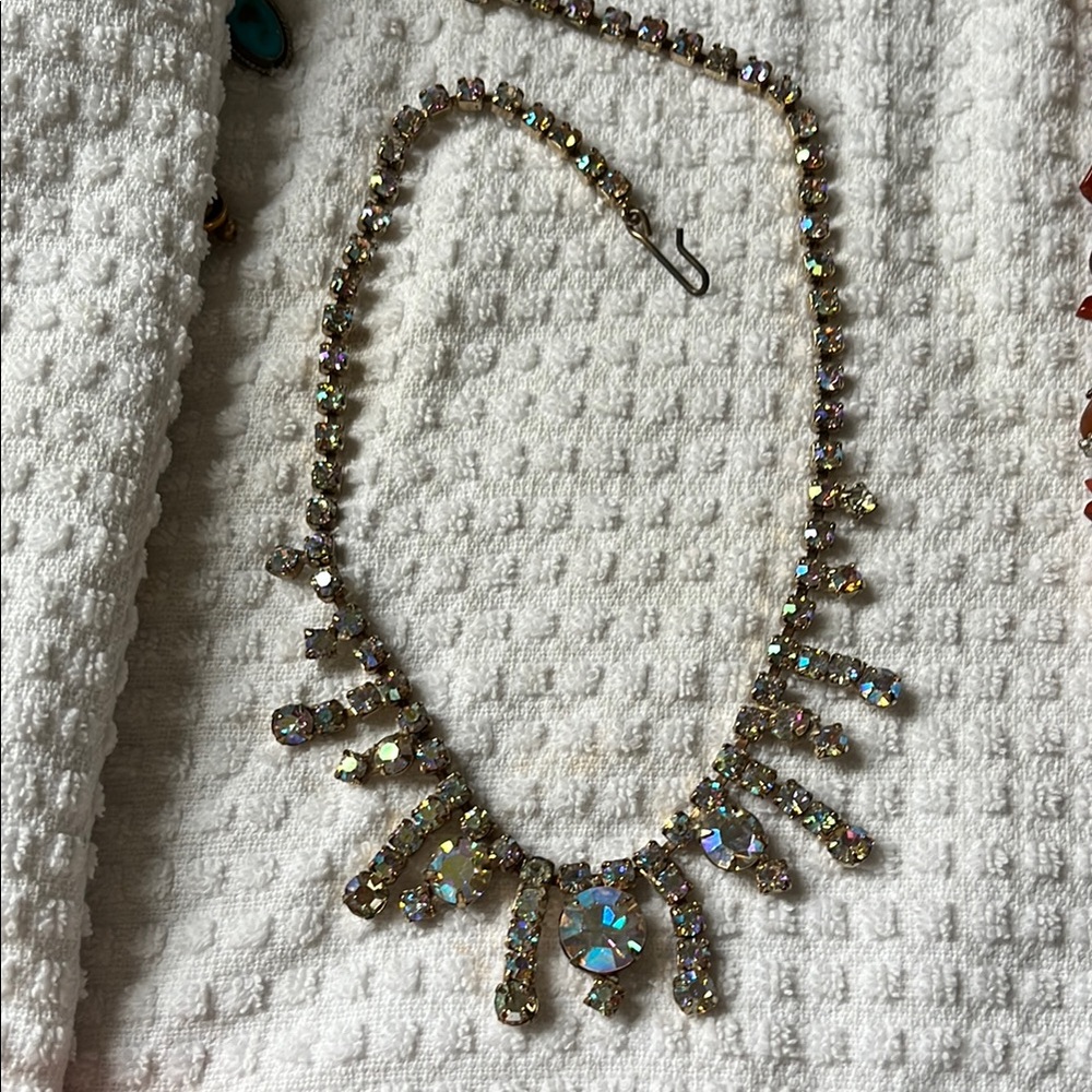 Vintage Aurora Borealis Rhinestone Necklace